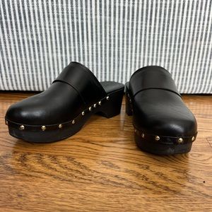 Aeyde, luxury brand women’s clogs, size 38, made in Italy, comfy clogs, designer